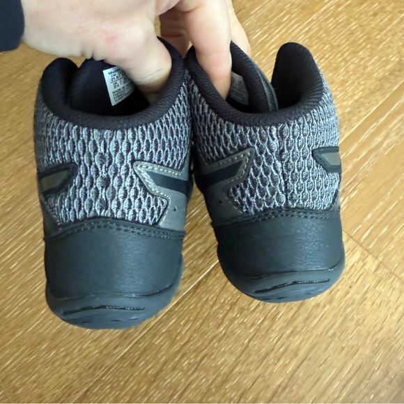 ASICS snapdown youth wrestling shoes 3.5 - Picture 3 of 6
